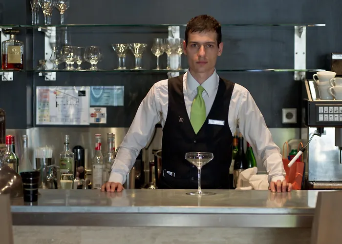 InterContinental Paris Champs Elysées Etoile, an IHG Hotel